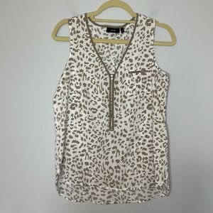 Apt. 9 White and Tan Leopard Print Half Zip Sleeveless Blouse Size Medium